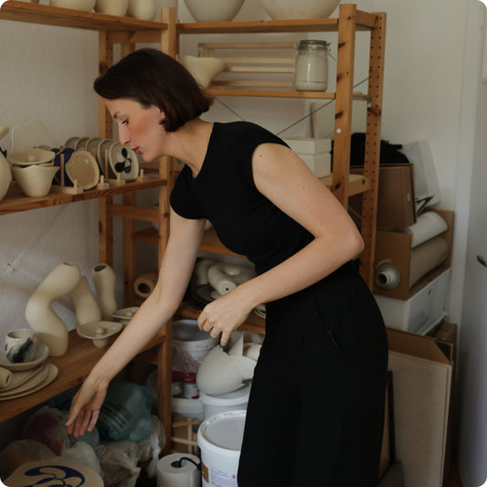Anne Schäfer is creator of handmade ceramic sculptures and art prints