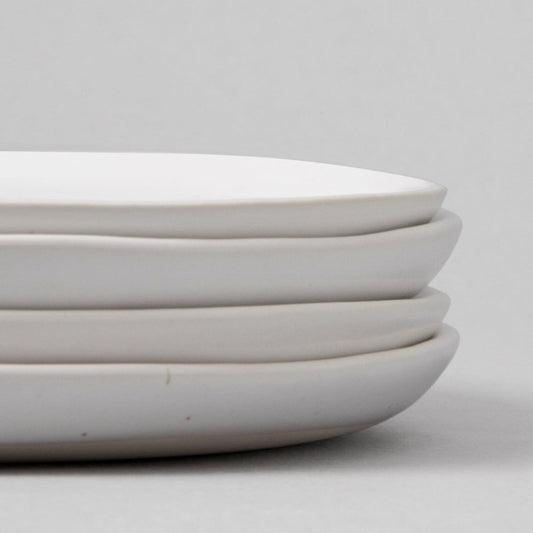 Dinner plates dinnerware by Fable Home, shown in a speckledwhite finish. – #speckledwhite